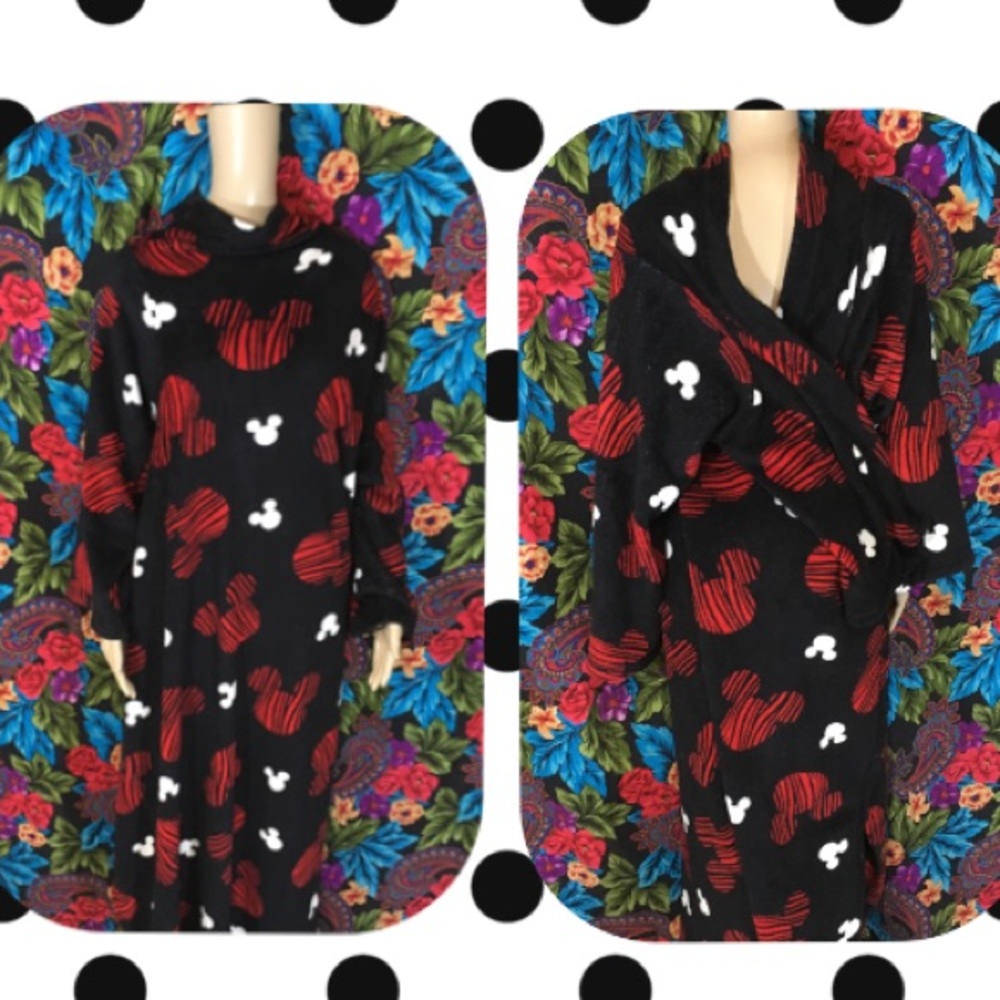 DISNEY MICKEY MOUSE ADULT COVER UP THROW BLANKET UNISEX ONE SIZE BLANKET OUTFIT
